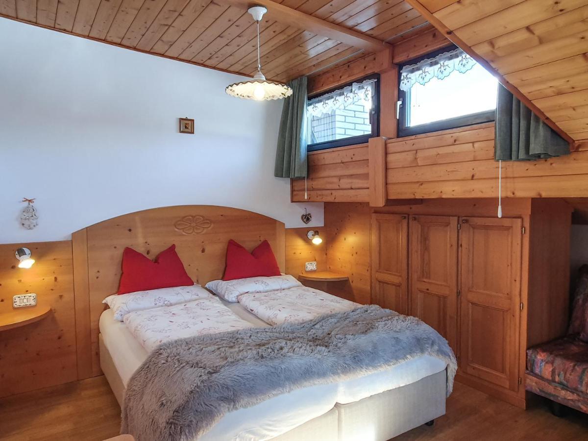 Piccola Suite Sul Civetta Colle Santa Lucia Luaran gambar