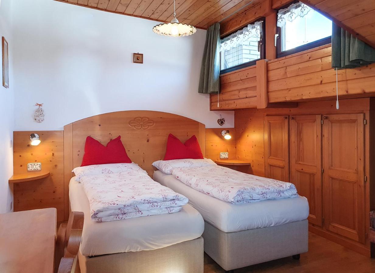 Piccola Suite Sul Civetta Colle Santa Lucia Luaran gambar